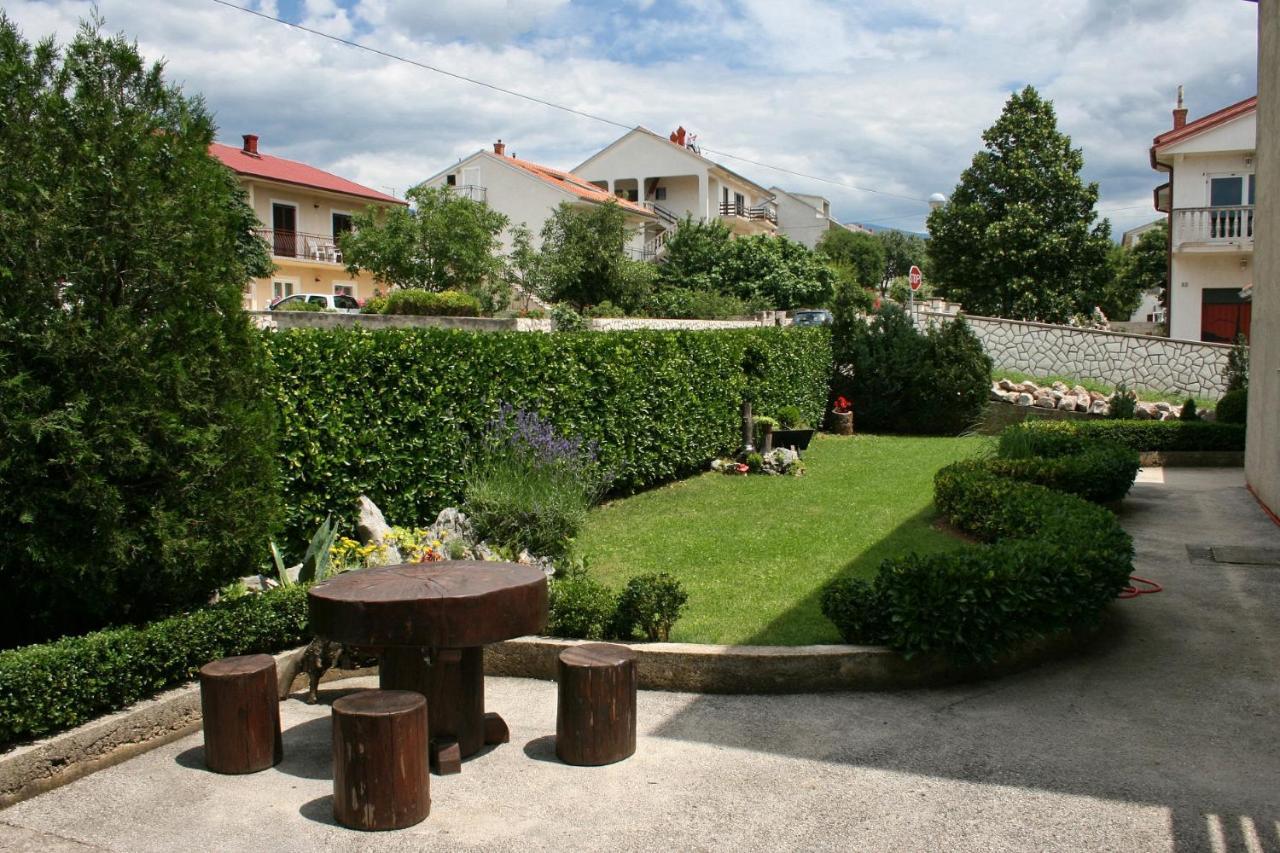 Apartments With A Parking Space Novi Vinodolski - 5529 Luaran gambar